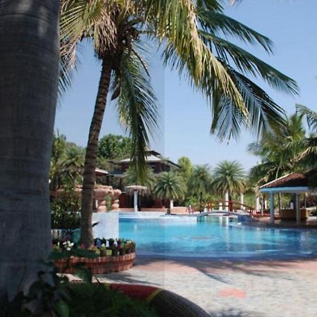 Pragati Resorts Kundakal Екстериор снимка