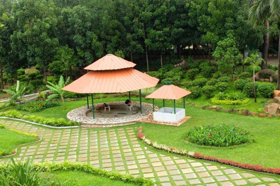 Pragati Resorts Kundakal Екстериор снимка
